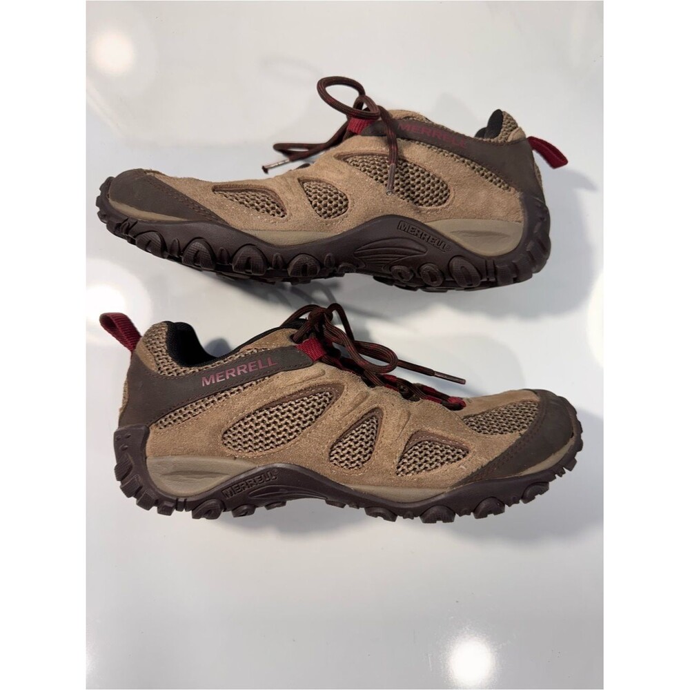 Merrell Men's Brown and Red Trail Running Sneakers